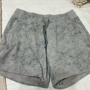 Gymshark men’s grey shorts